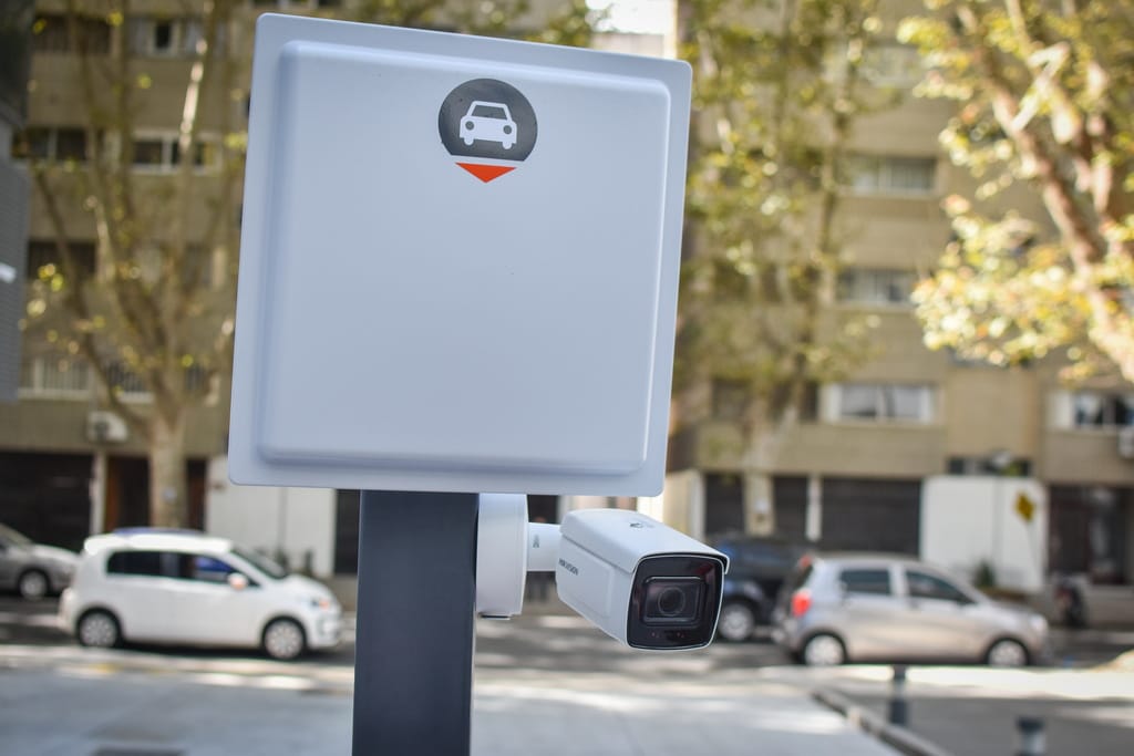 Conozca los métodos de identificación vehicular más efectivos para optimizar la seguridad y eficiencia en el control de accesos.