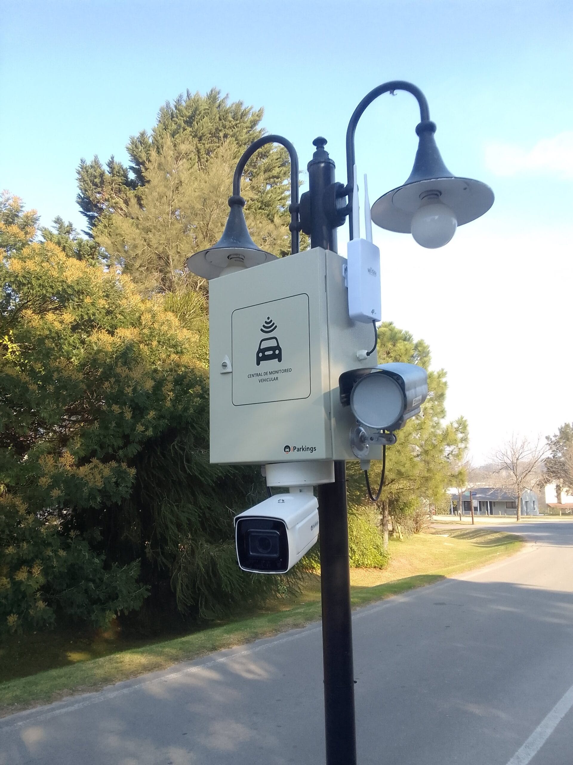 radar de velocidad iParkings control vehicular inteligente Uruguay